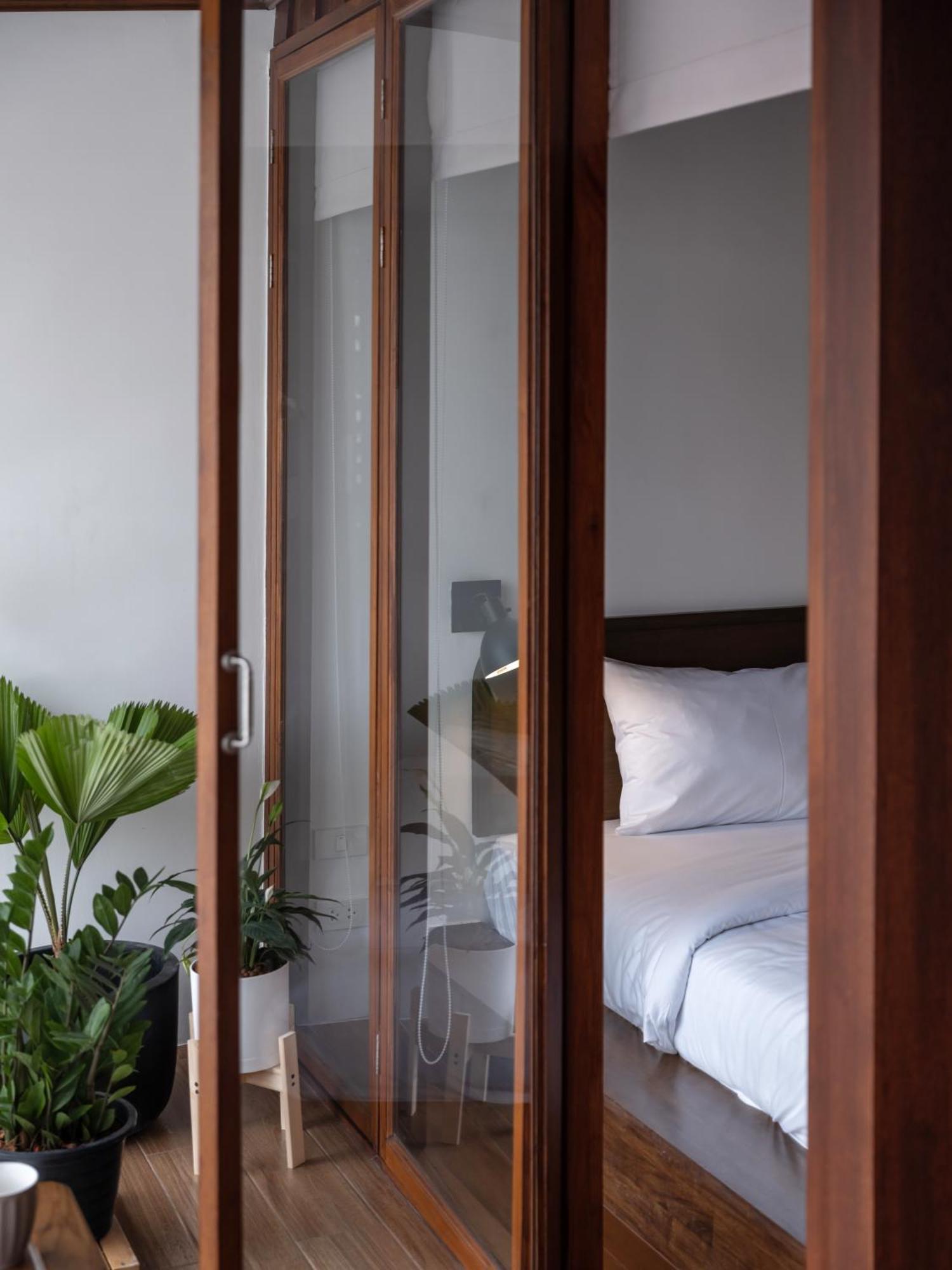 Bedtime Storeys Near Icon Siam Bangkok Exterior photo