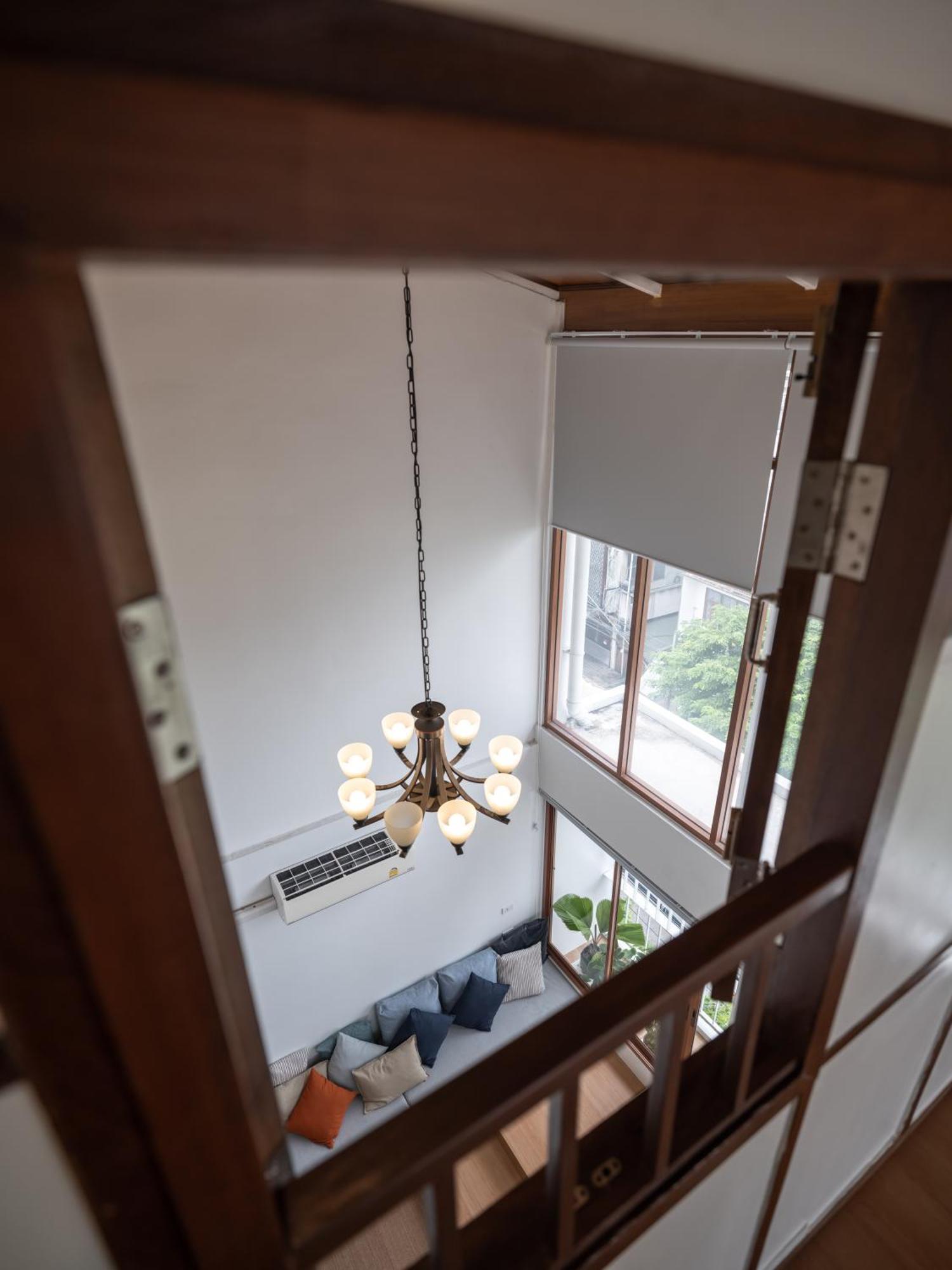 Bedtime Storeys Near Icon Siam Bangkok Exterior photo