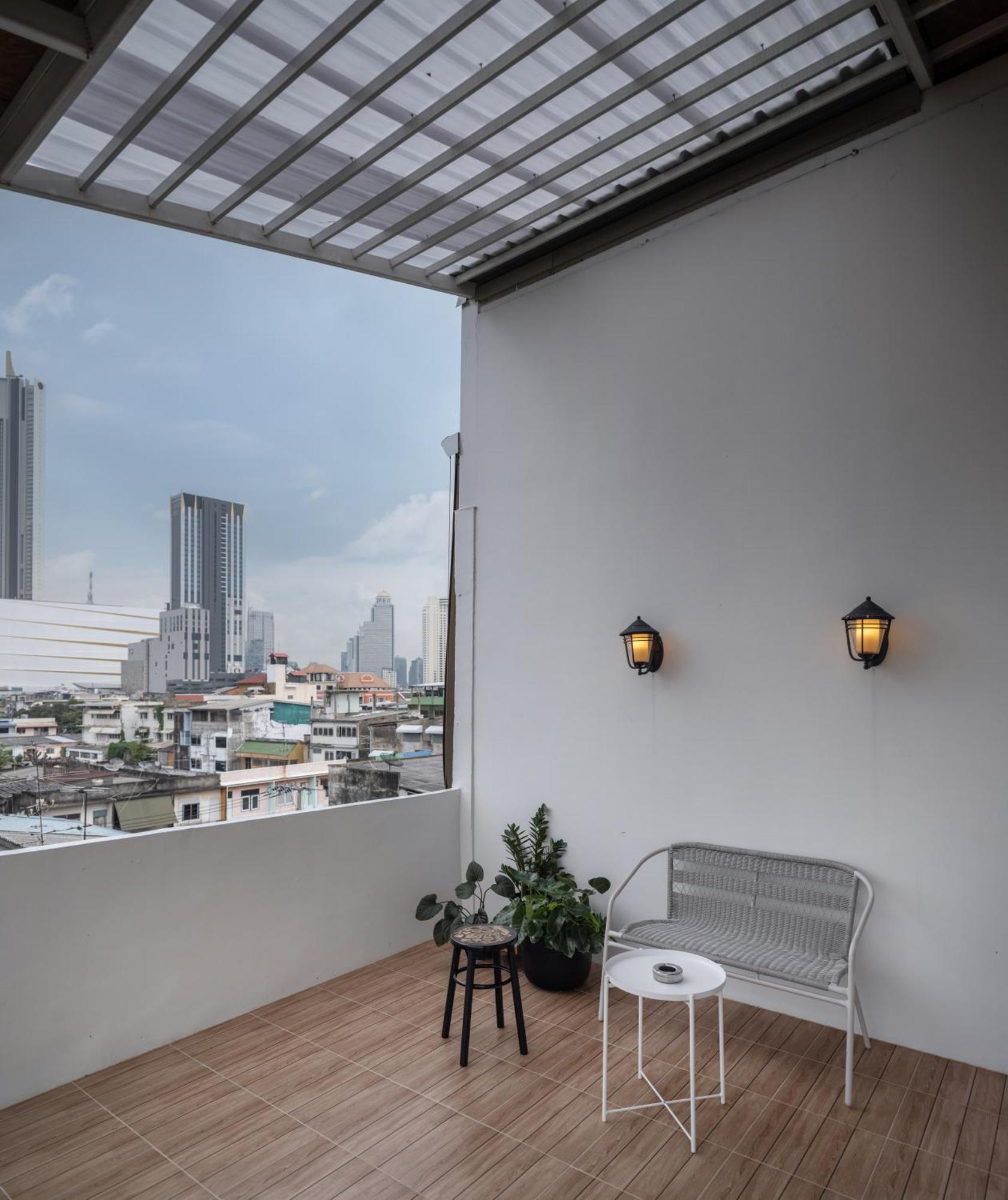 Bedtime Storeys Near Icon Siam Bangkok Exterior photo