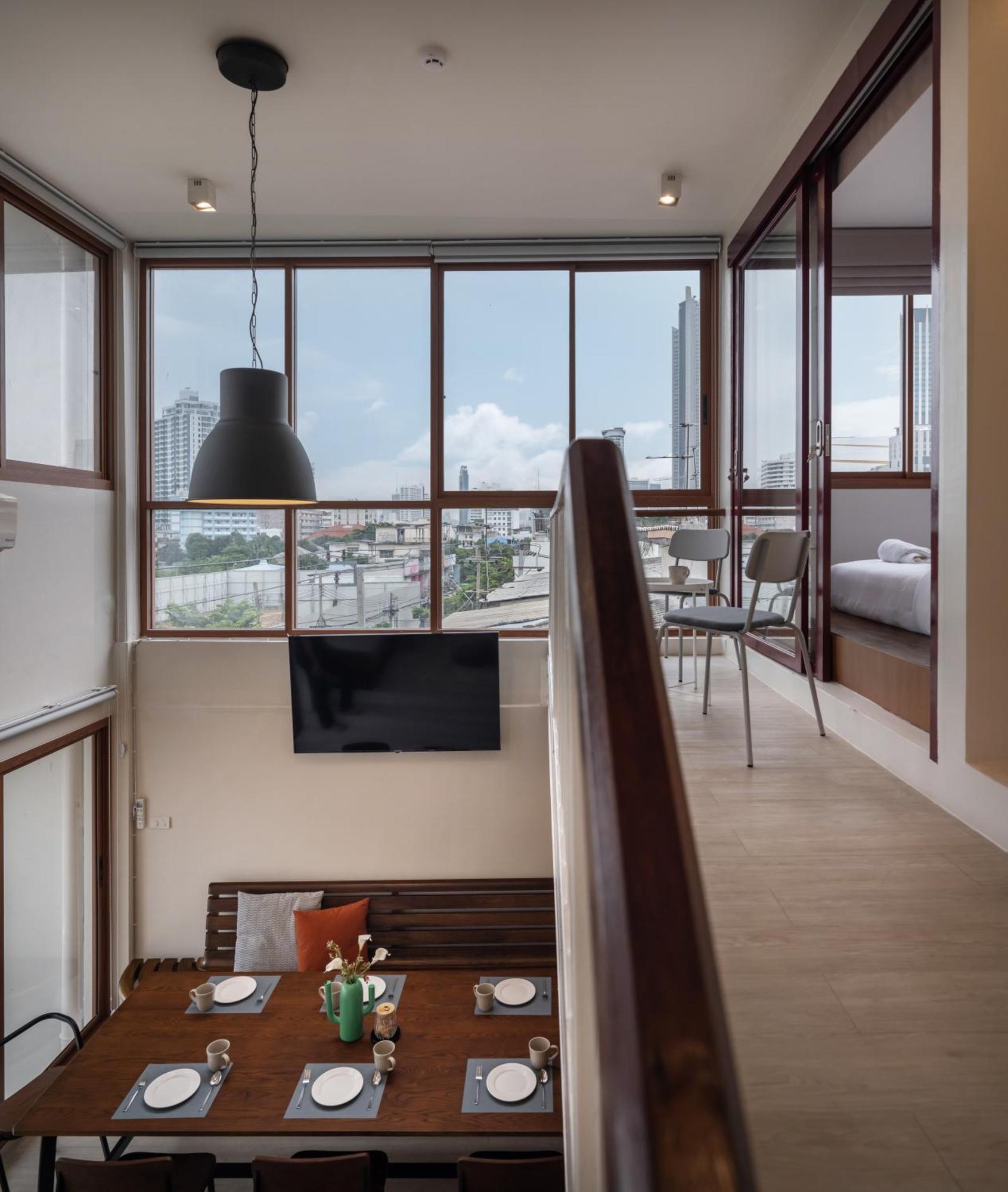 Bedtime Storeys Near Icon Siam Bangkok Exterior photo