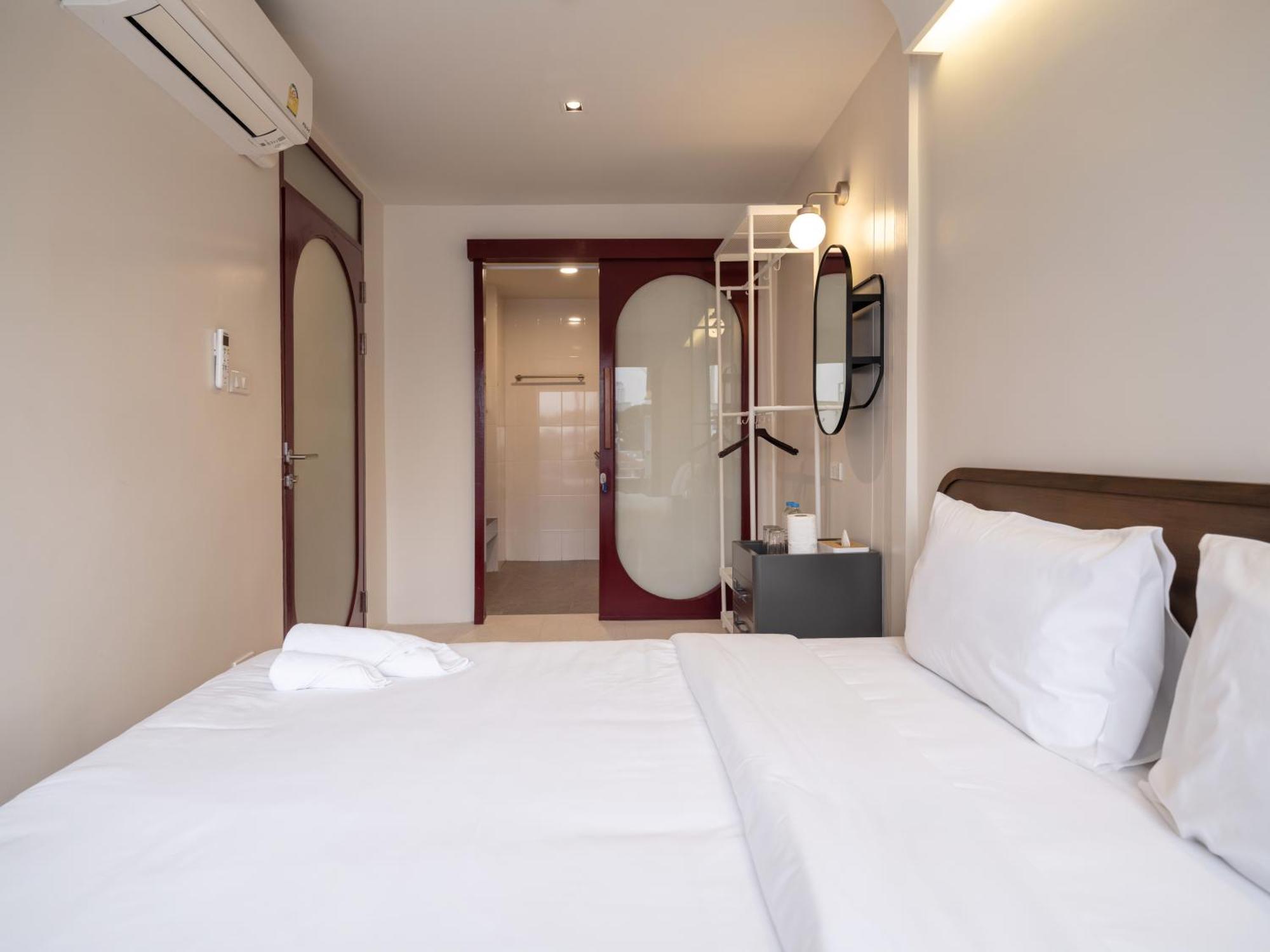 Bedtime Storeys Near Icon Siam Bangkok Exterior photo